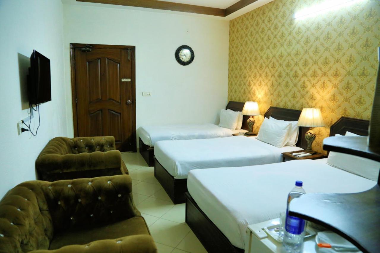 Fiesta Inn Hotel & Resorts Multan Eksteriør bilde