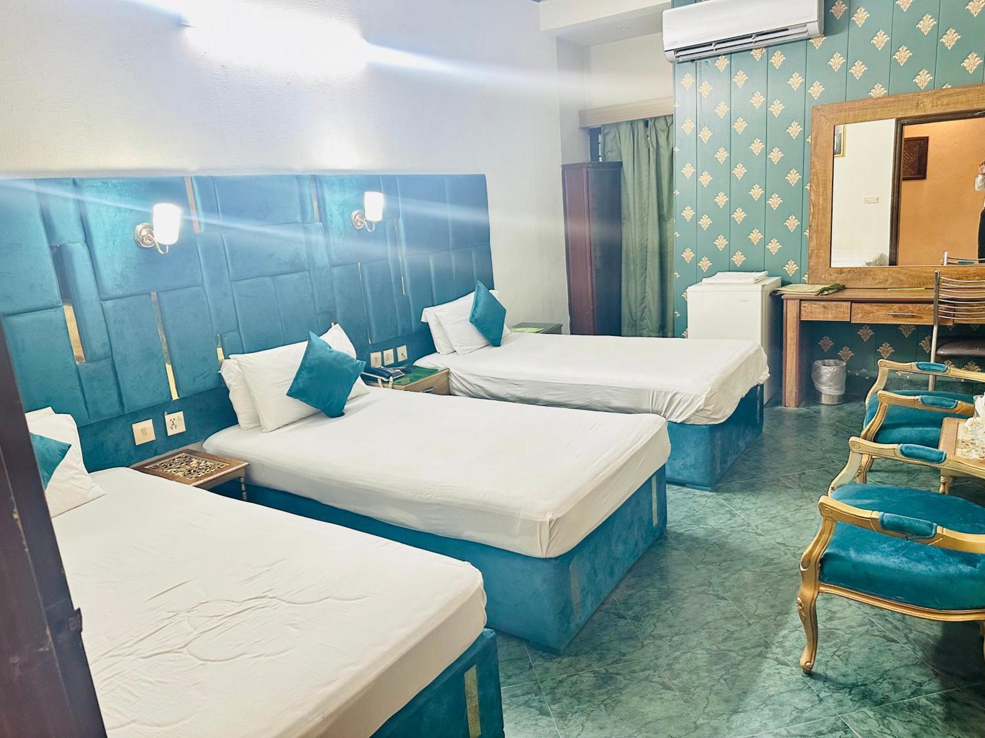 Fiesta Inn Hotel & Resorts Multan Eksteriør bilde