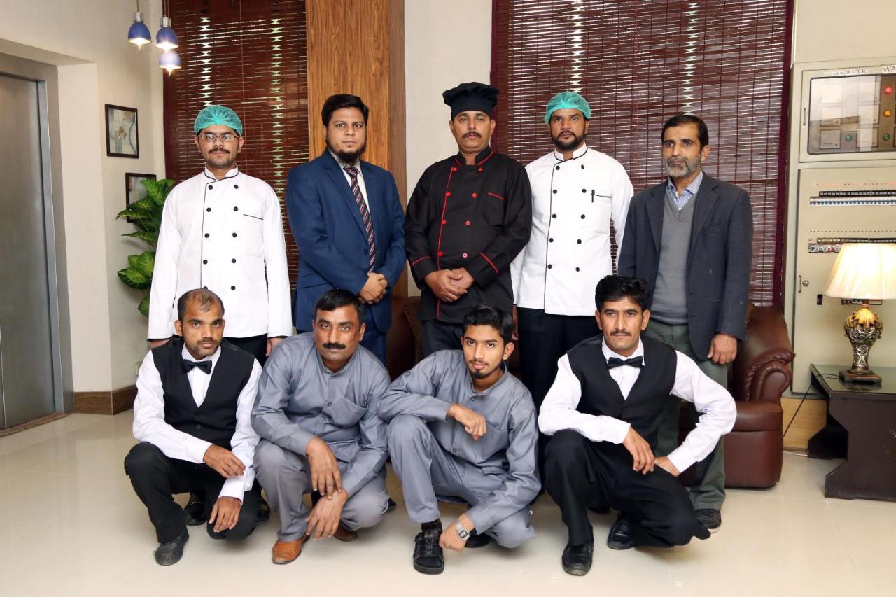 Fiesta Inn Hotel & Resorts Multan Eksteriør bilde